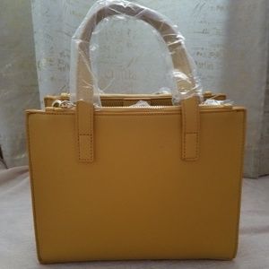 Super cute like dreams yellow bag